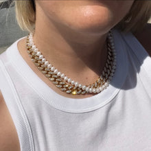 Load image into Gallery viewer, Cuban chain necklace with Cubic Zirconium
