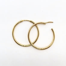 Load image into Gallery viewer, Classic gold hoops (2 sizes)
