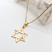 Load image into Gallery viewer, David&#39;s star necklace
