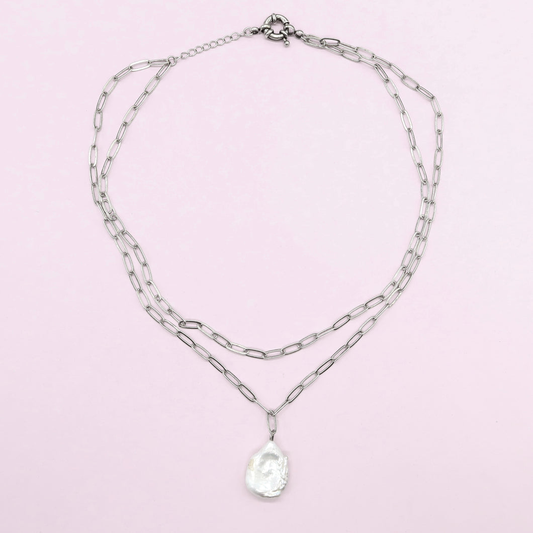 Double silver necklace with baroque pearl pendant