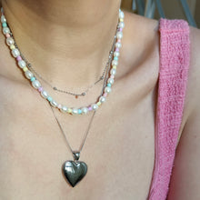 Load image into Gallery viewer, Luba necklace with heart pendant

