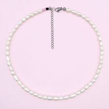 Load image into Gallery viewer, The_Fables rice pearl choker
