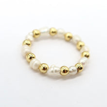 Load image into Gallery viewer, Pearl ring with gold beads
