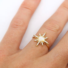 Load image into Gallery viewer, &quot;North star&quot; opal ring
